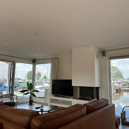 Watervilla De Otter - Inclusief Electrische Sloep En Sups * Loosdrecht