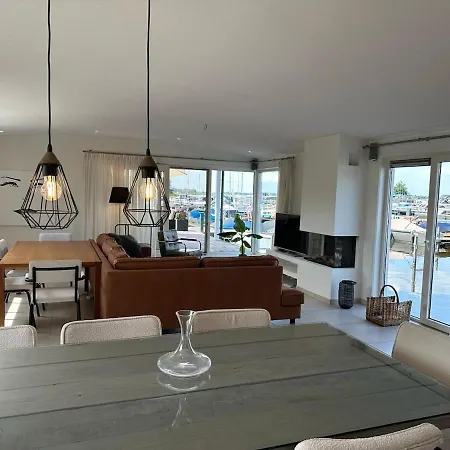 Watervilla De Otter - Inclusief Electrische Sloep En Sups Botel