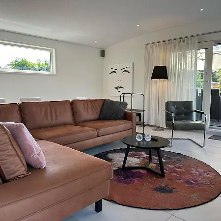 Watervilla De Otter - Inclusief Electrische Sloep En Sups *