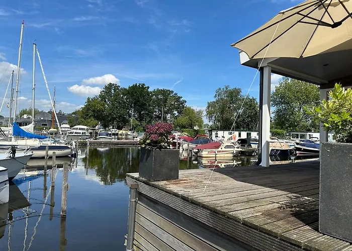 Botel Watervilla De Otter - Inclusief Electrische Sloep En Sups *