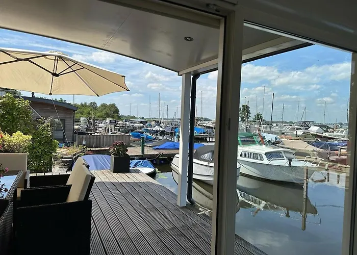 Bateau-hôtel Houseboat The Otter Incl Free Boat And Supboards