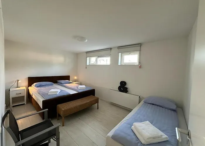 Houseboat The Otter Incl Free Boat And Supboards Bateau-hôtel