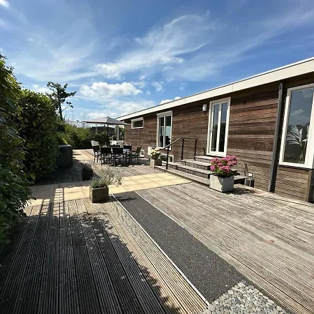Botel Watervilla De Otter - Inclusief Electrische Sloep En Sups Loosdrecht