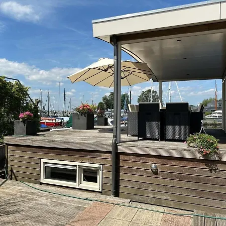 Watervilla De Otter - Inclusief Electrische Sloep En Sups Botel